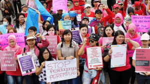 Pendidikan Anak Perempuan di Kamboja: Kesempatan dan Rintangan